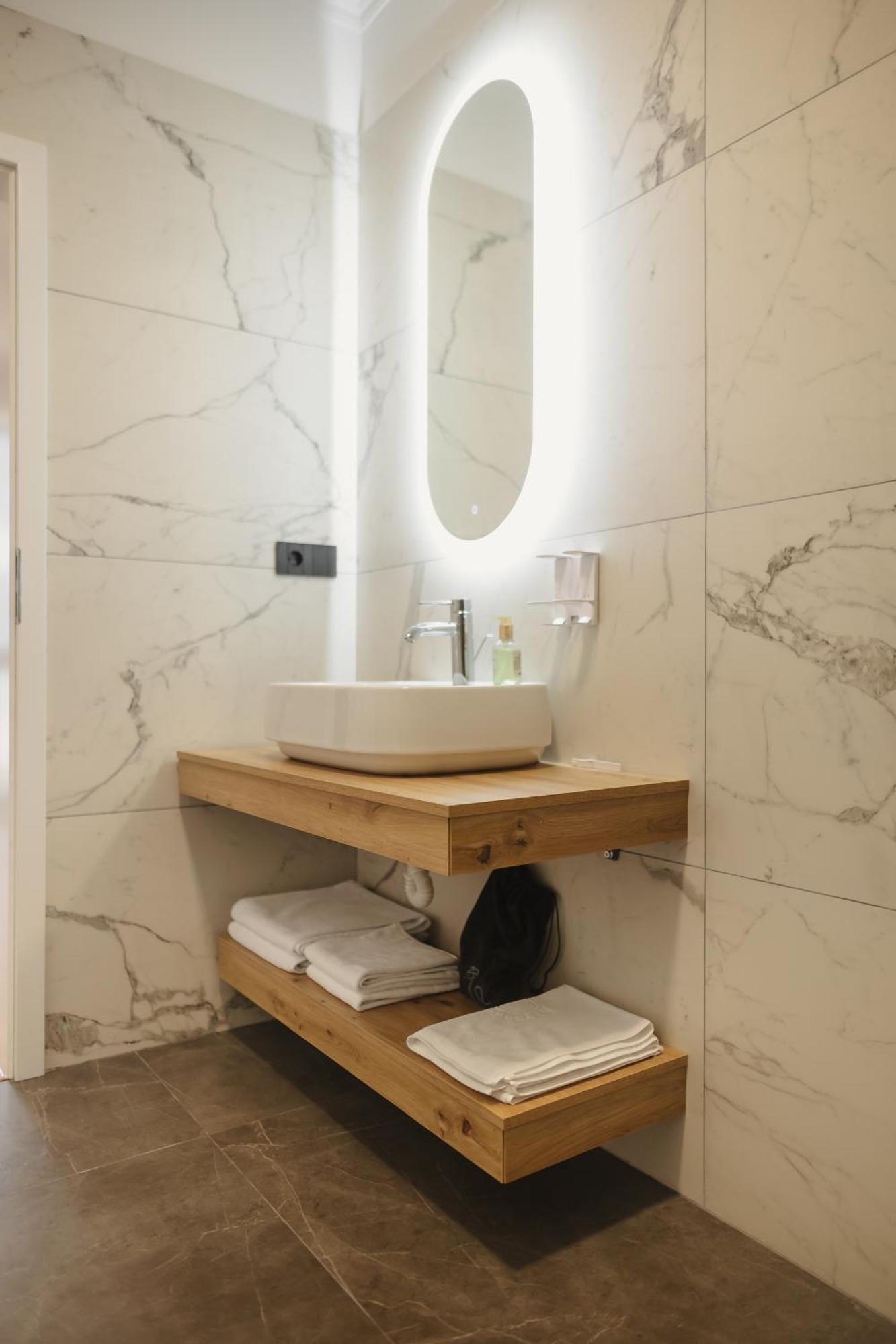 Bloom Downtown Suites 克卢日-纳波卡 外观 照片