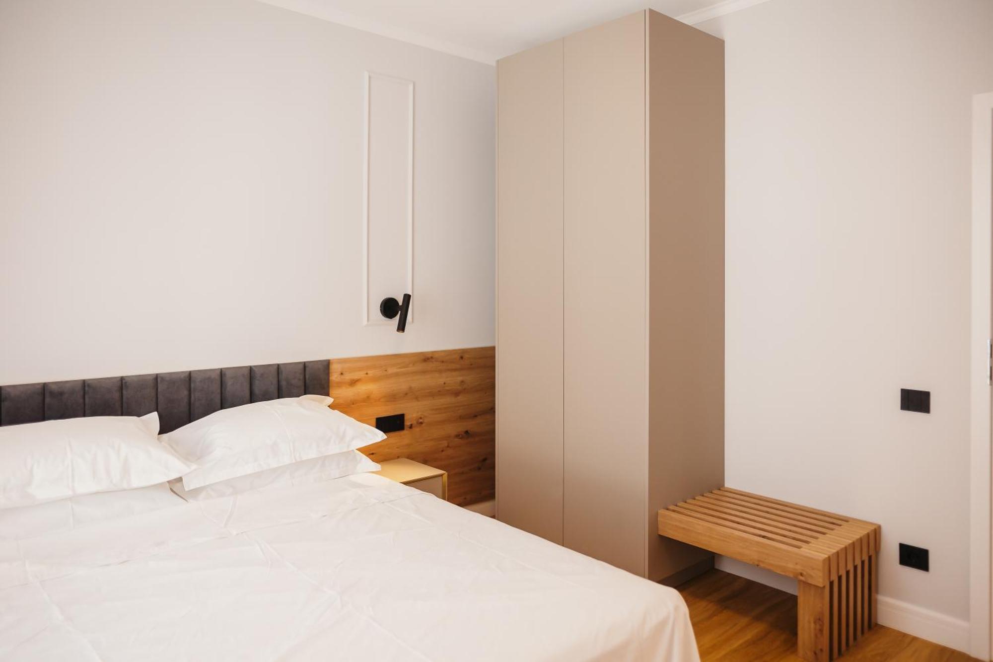 Bloom Downtown Suites 克卢日-纳波卡 外观 照片