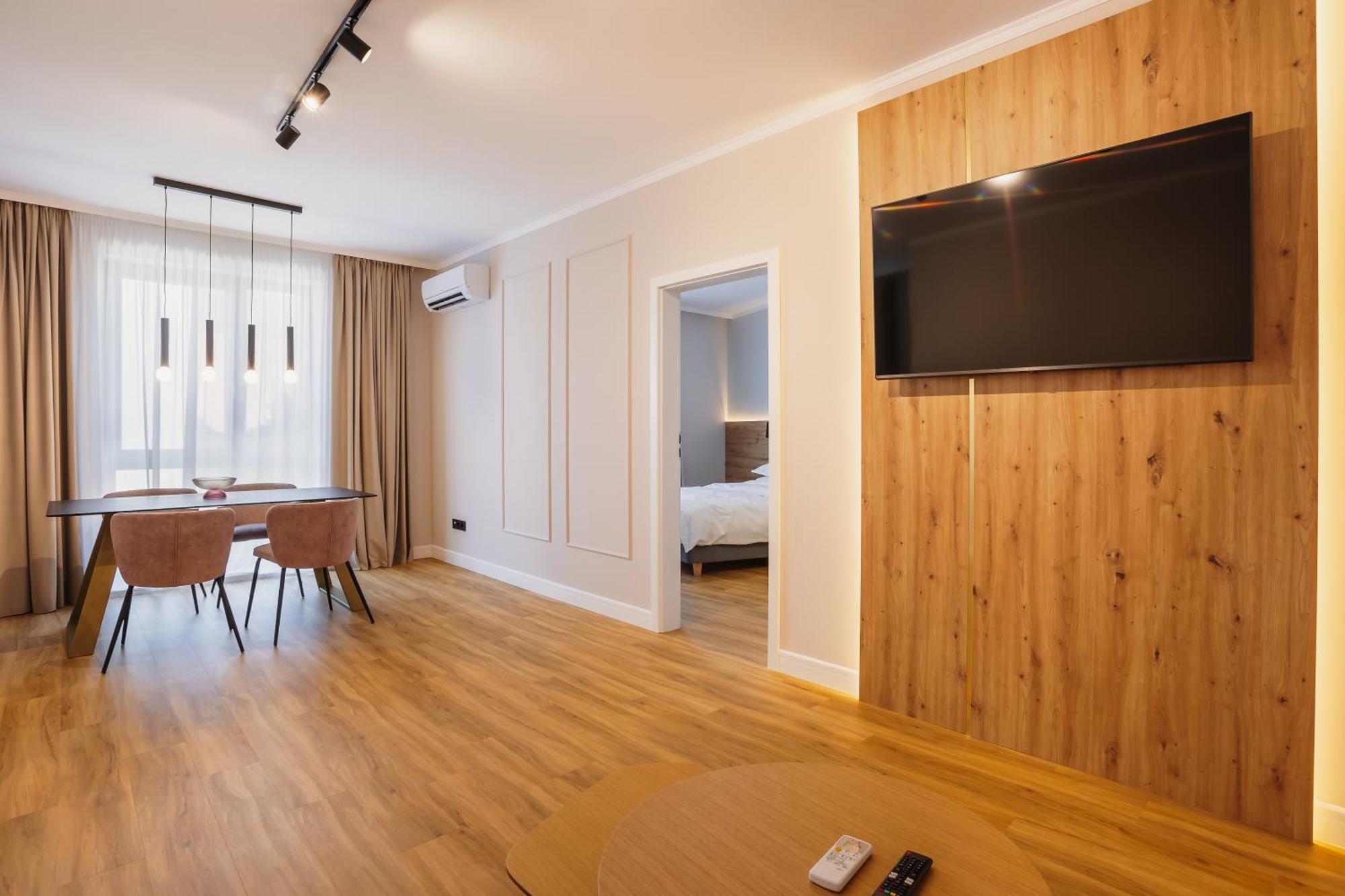 Bloom Downtown Suites 克卢日-纳波卡 外观 照片