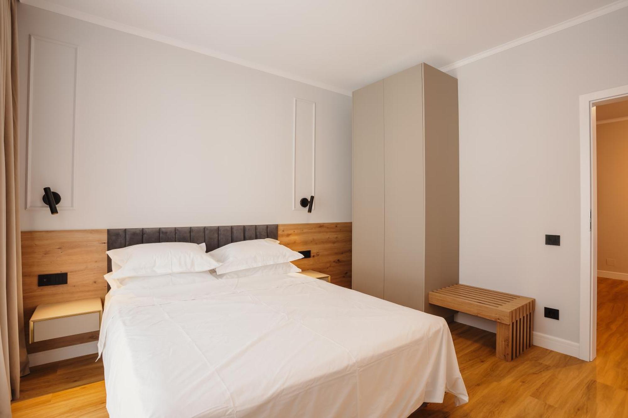 Bloom Downtown Suites 克卢日-纳波卡 外观 照片